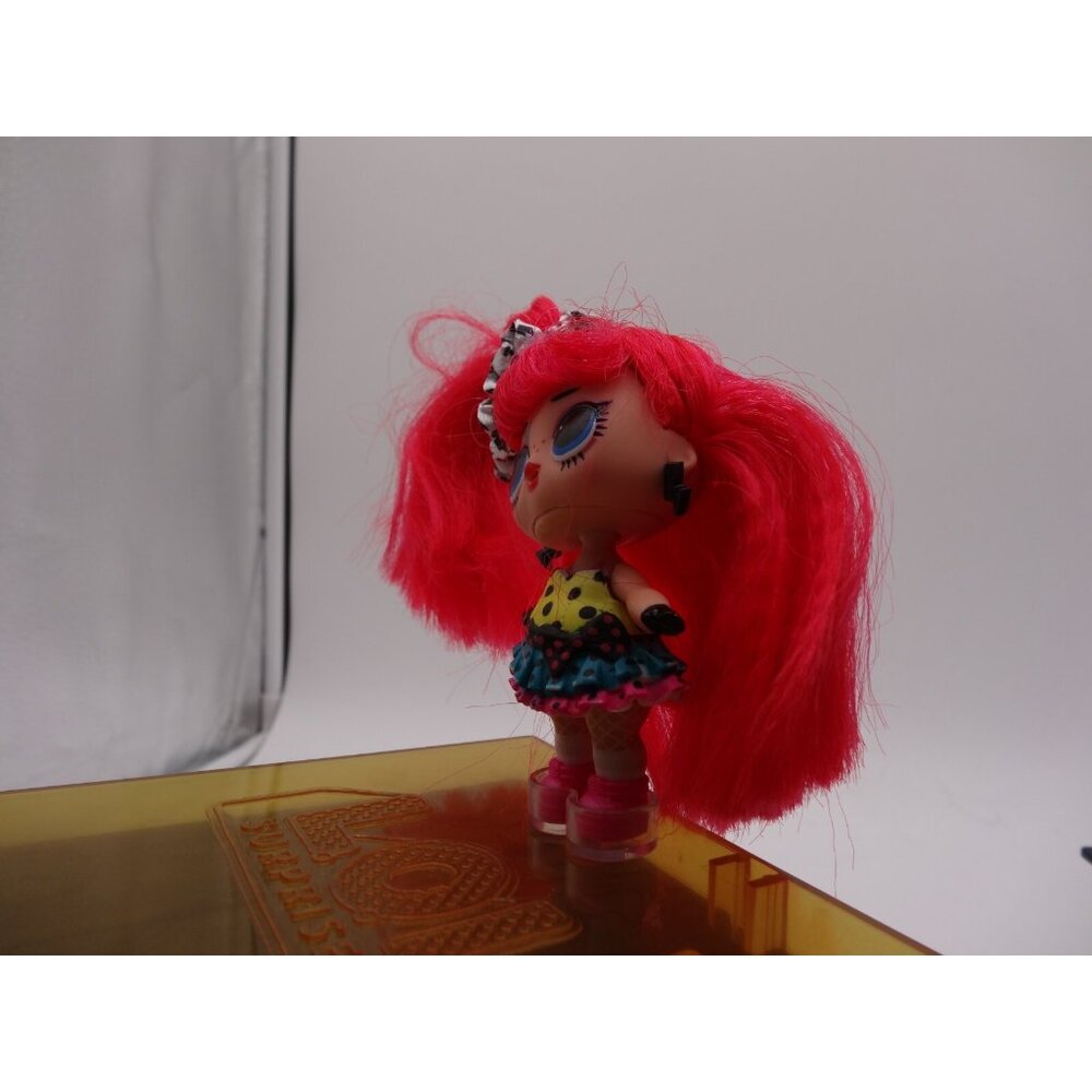 LOL Surprise Remix Hair Flip remix Q.T. Gold Radical and New Doll with packages - Picture 10 of 16